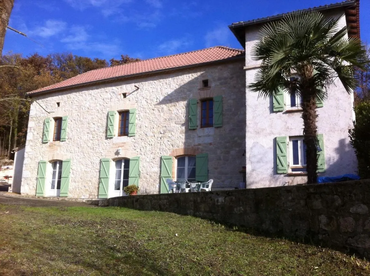 Vila Chez Meme Coucou Saint-Amans-de-Pellagal